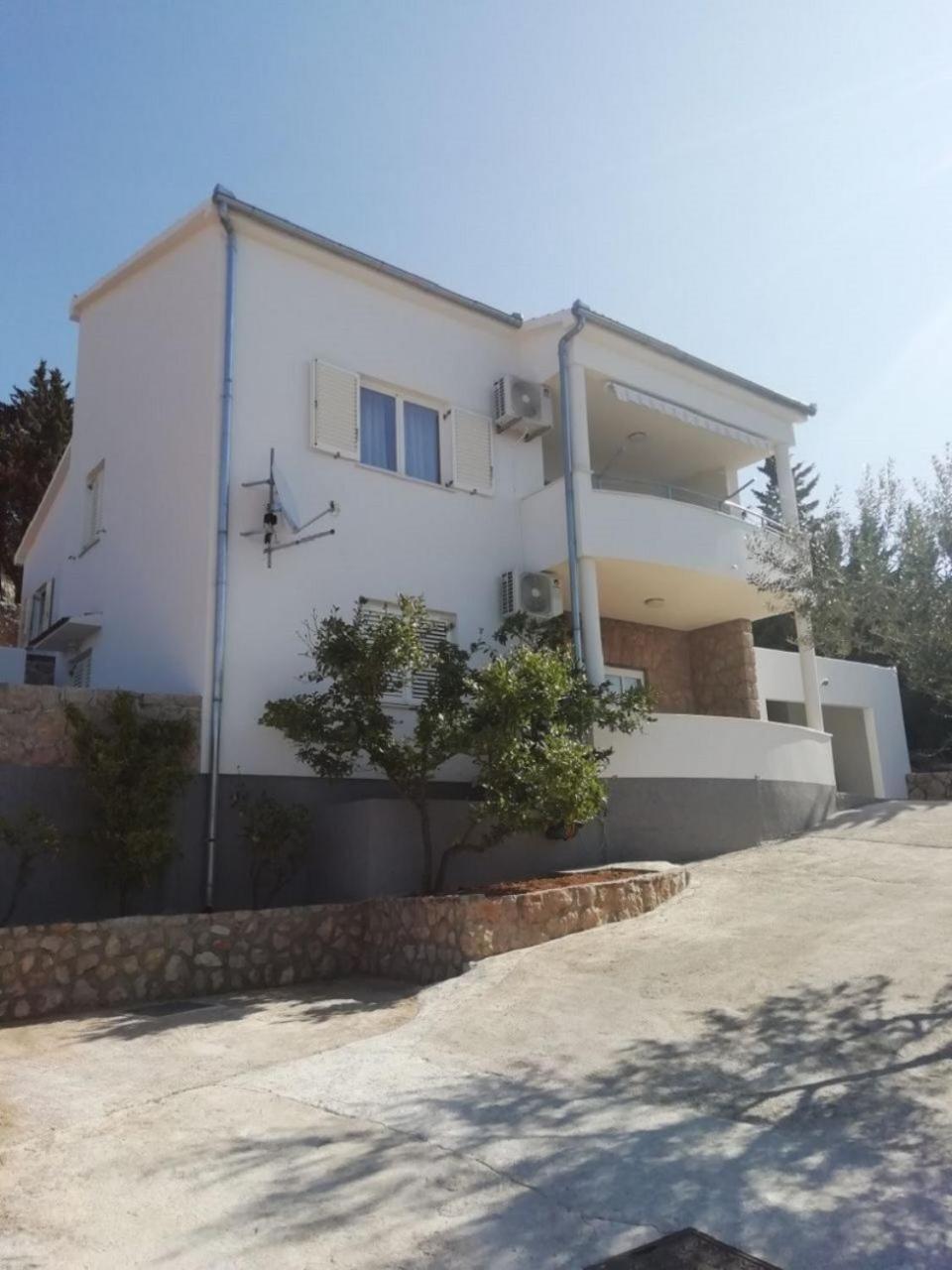 Apartment Ante Starigrad Paklenica Buitenkant foto